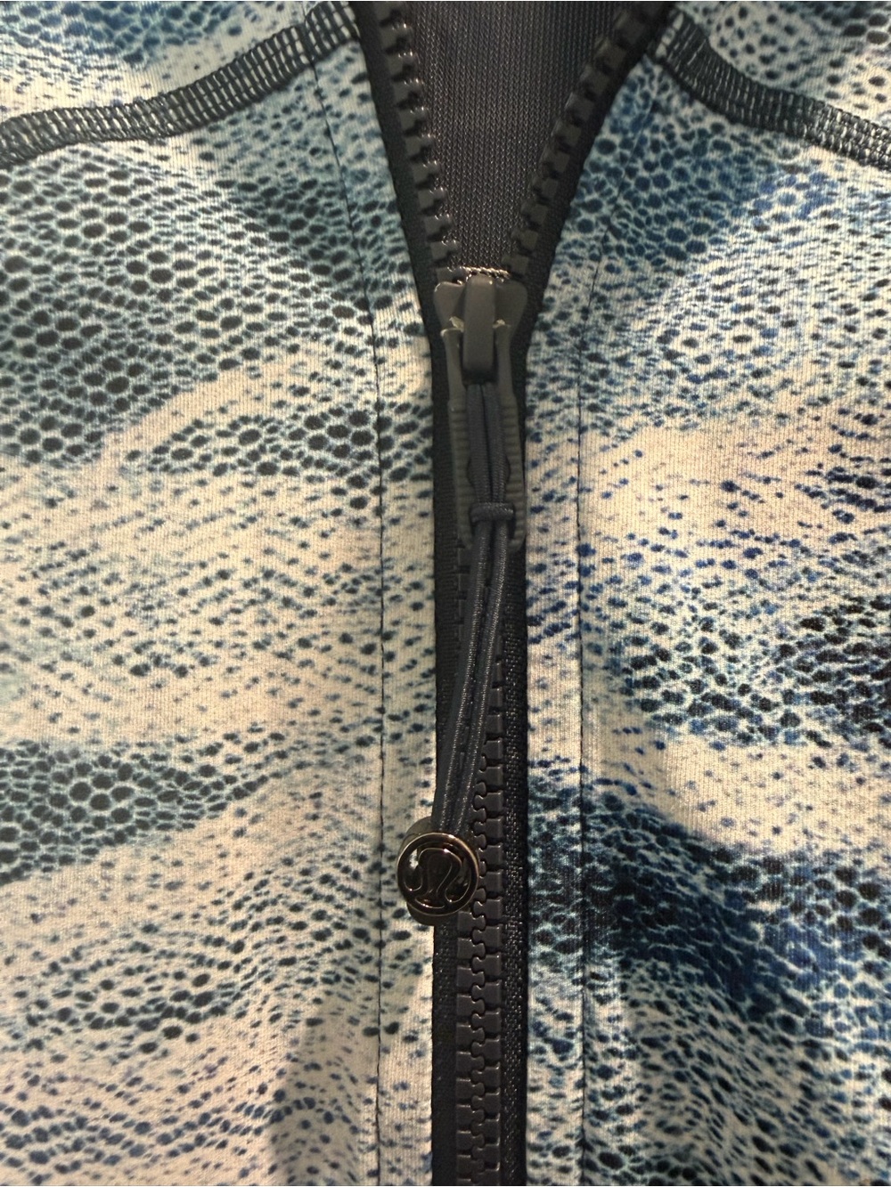 Lululemon Define Zip Up Jacket - Picture 3 of 4
